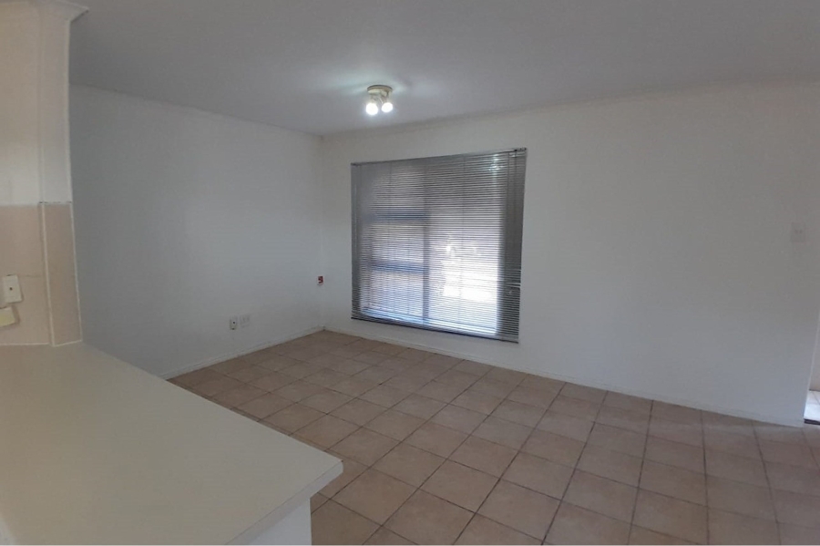 2 Bedroom Property for Sale in Parklands Western Cape